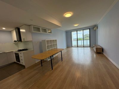 8 / 30-32 Woniora Road, Hurstville