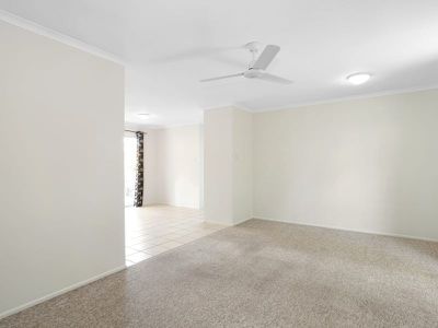 4 / 3 Ribbon Court, Glenella