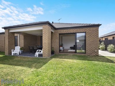 20 Sirrom Crescent, Armstrong Creek