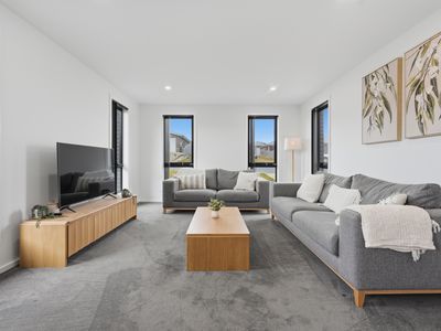 58 Deavan Drive, Shorewell Park