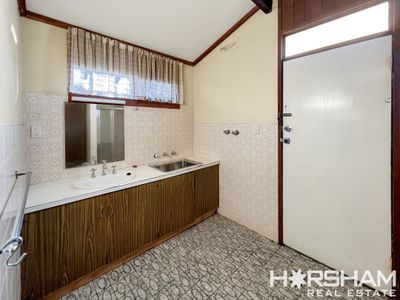10 / 15 Begg Street, Horsham
