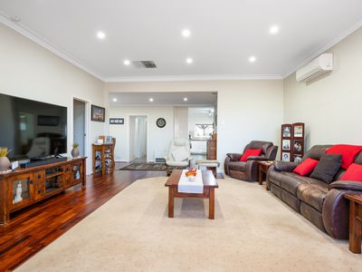 72 Collins Street, Piccadilly