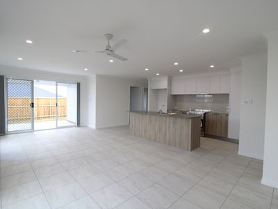 12 Timothy Cres, Rosewood
