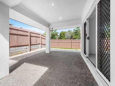 27 Dundee Cres, Wakerley