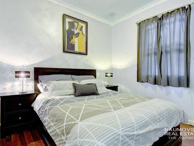 32 Eastdene Circle, Nollamara