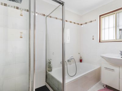 1 / 25 Longfield Street, Cabramatta