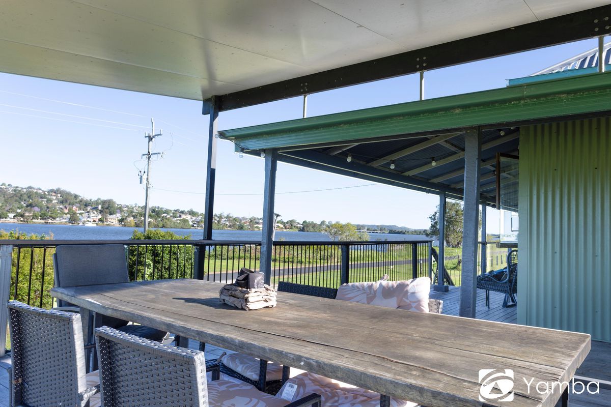 176 Old Ferry Road, Ashby