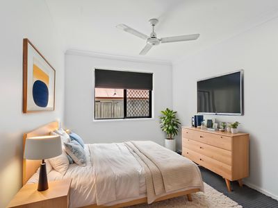 9 Wyndham Cct, Holmview