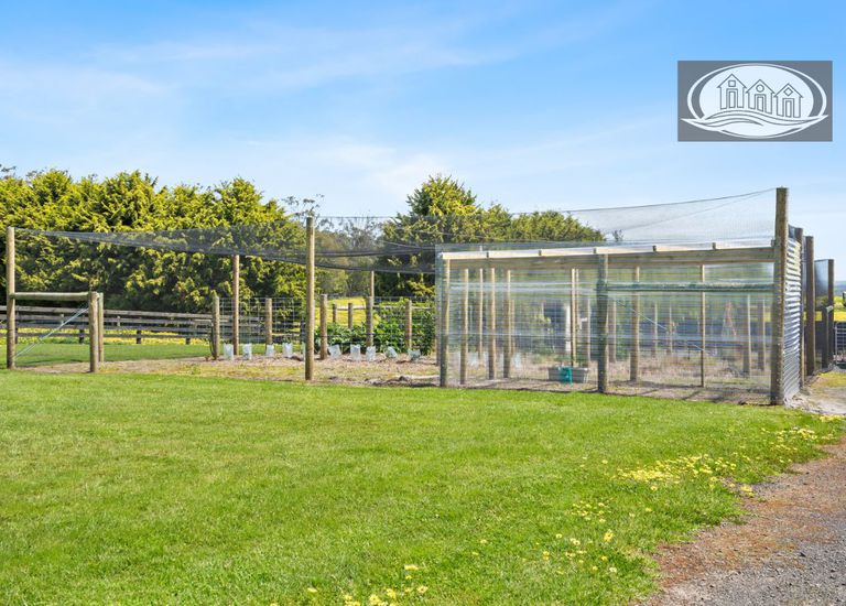 231 Golf Course Road, Heywood