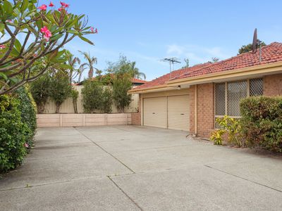 417 Summerlakes Parade, Ballajura