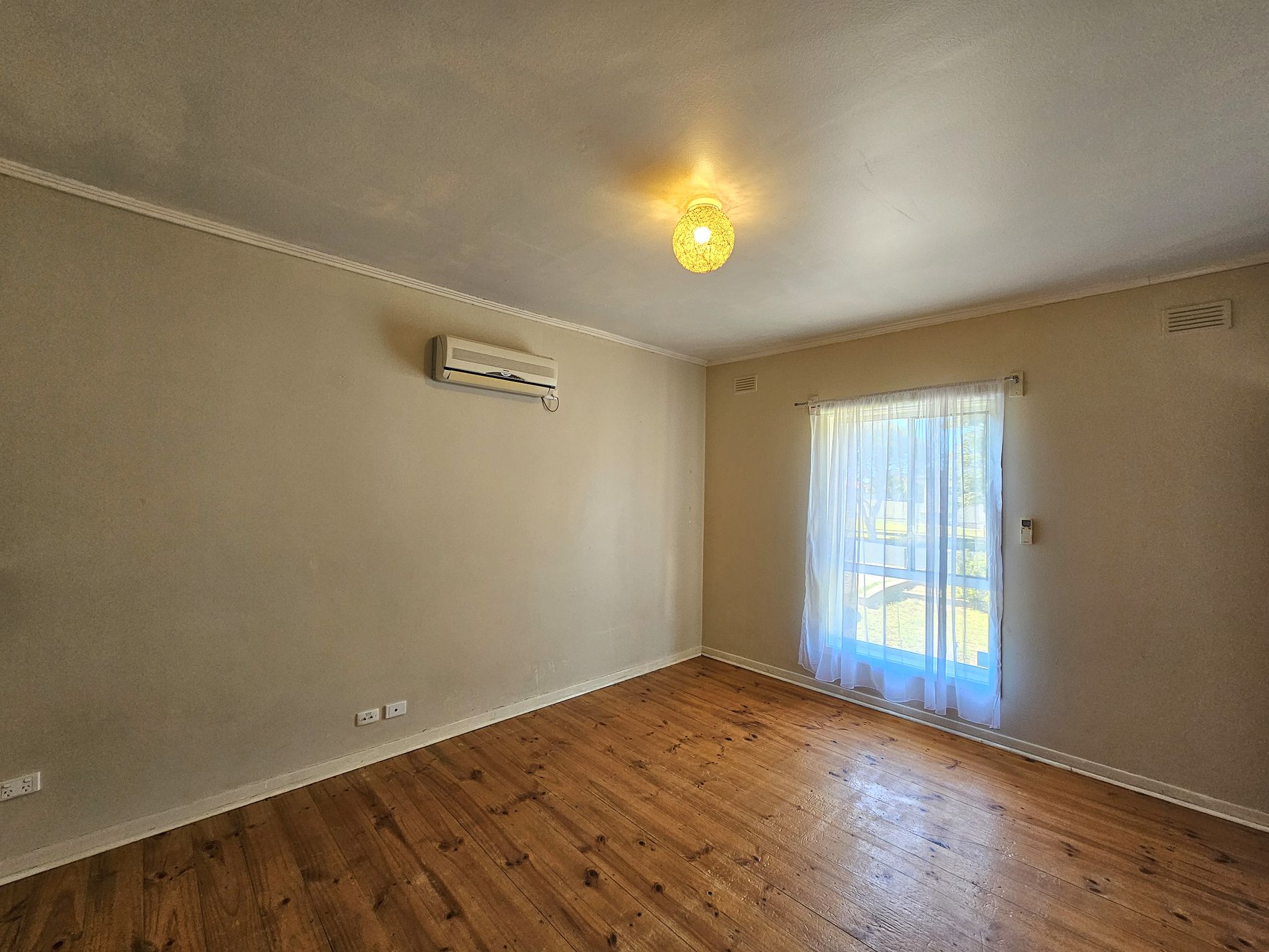 26 McCourt Street, Millicent