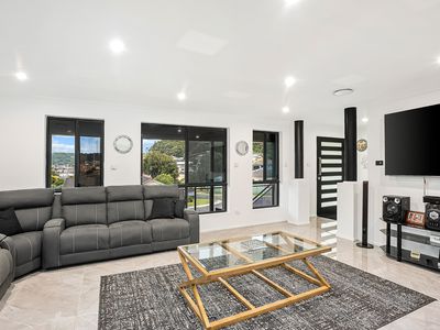 54 Esperance Drive, Albion Park