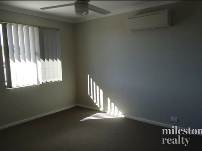 2 / 25 Pilkena Street, Tom Price