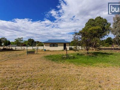 5 Campbell Court, Burrumbuttock