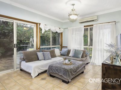 74 Oxford Pde, Forest Lake