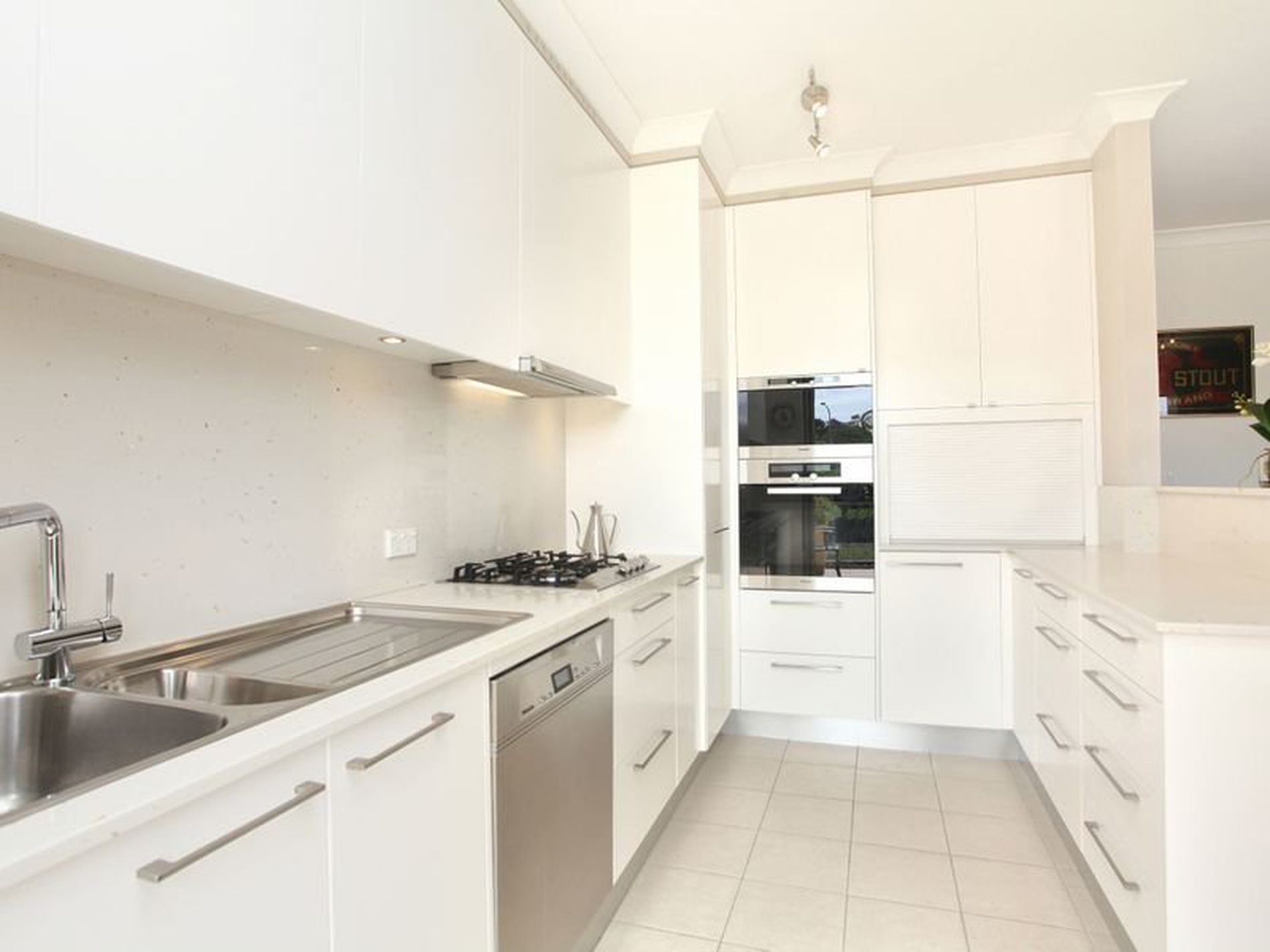 10 / 18 Morgan Street, Botany