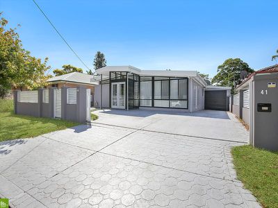 41 Hopewood Crescent, Fairy Meadow