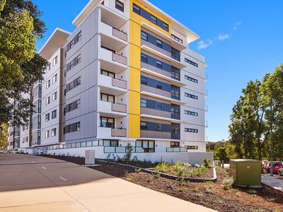 16/93 Caddies Boulevard, Rouse Hill