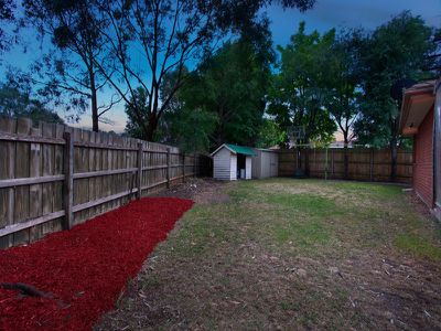25 Pinehill Drive, Rowville