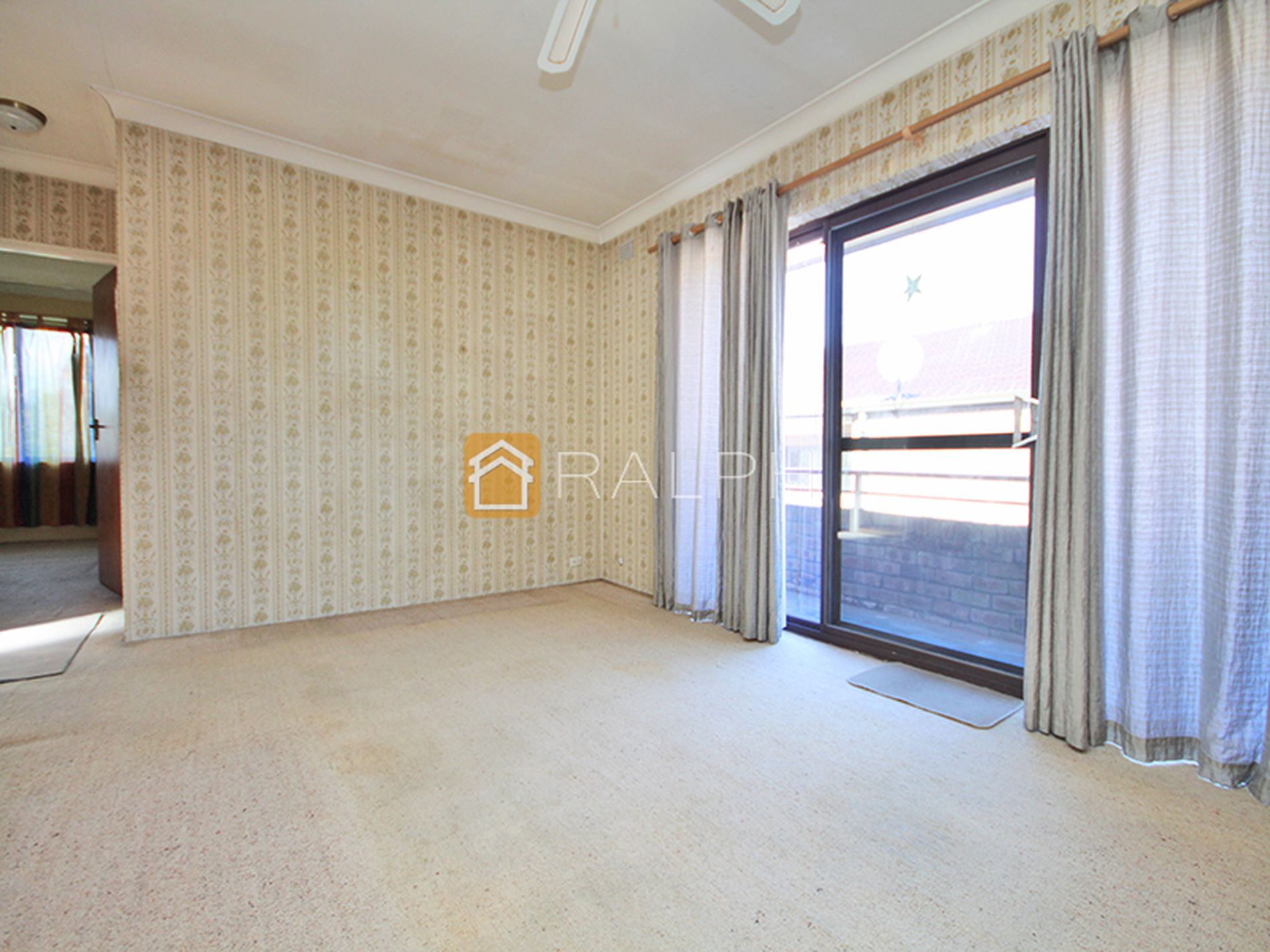 8 / 32 Hampstead Road, Homebush West