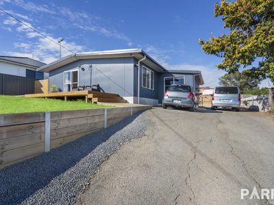 33 Medina Street, Youngtown