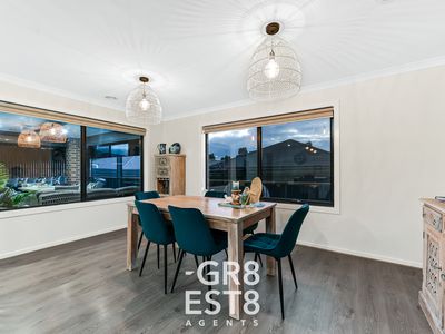 14 Merritt Avenue, Cranbourne West