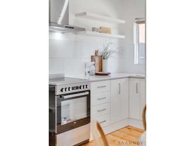 2 / 5 Wilkinson Road, Parkside