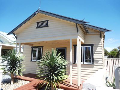 8 Davey Street, East Geelong