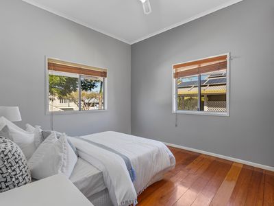 16 Duke Street, Ascot