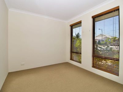 24 Almond Avenue , Shoalwater