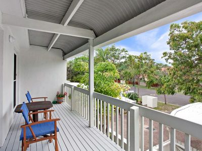 1 / 6 Woorookool Place, Noosaville
