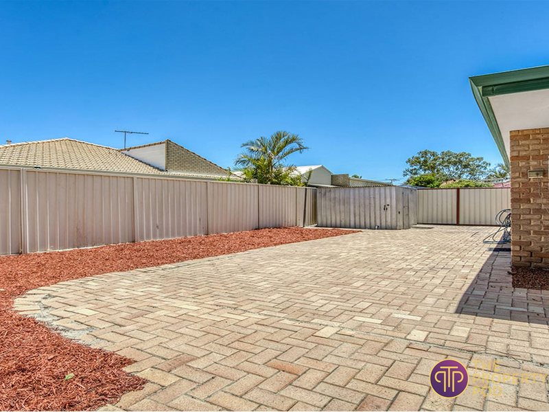 33 Redheart Drive, Thornlie