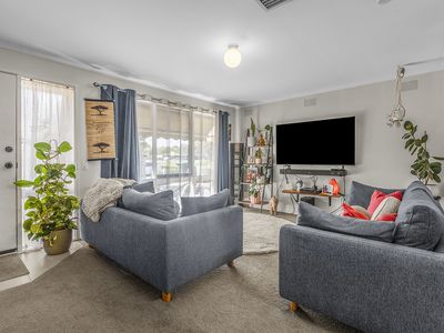 30 Bungower Road, Mornington