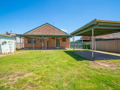 4 SCHLINK STREET, Wodonga