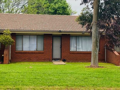 3 / 11 Lawson Street, Dubbo