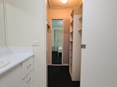 1 / 2788 Logan Road, Underwood