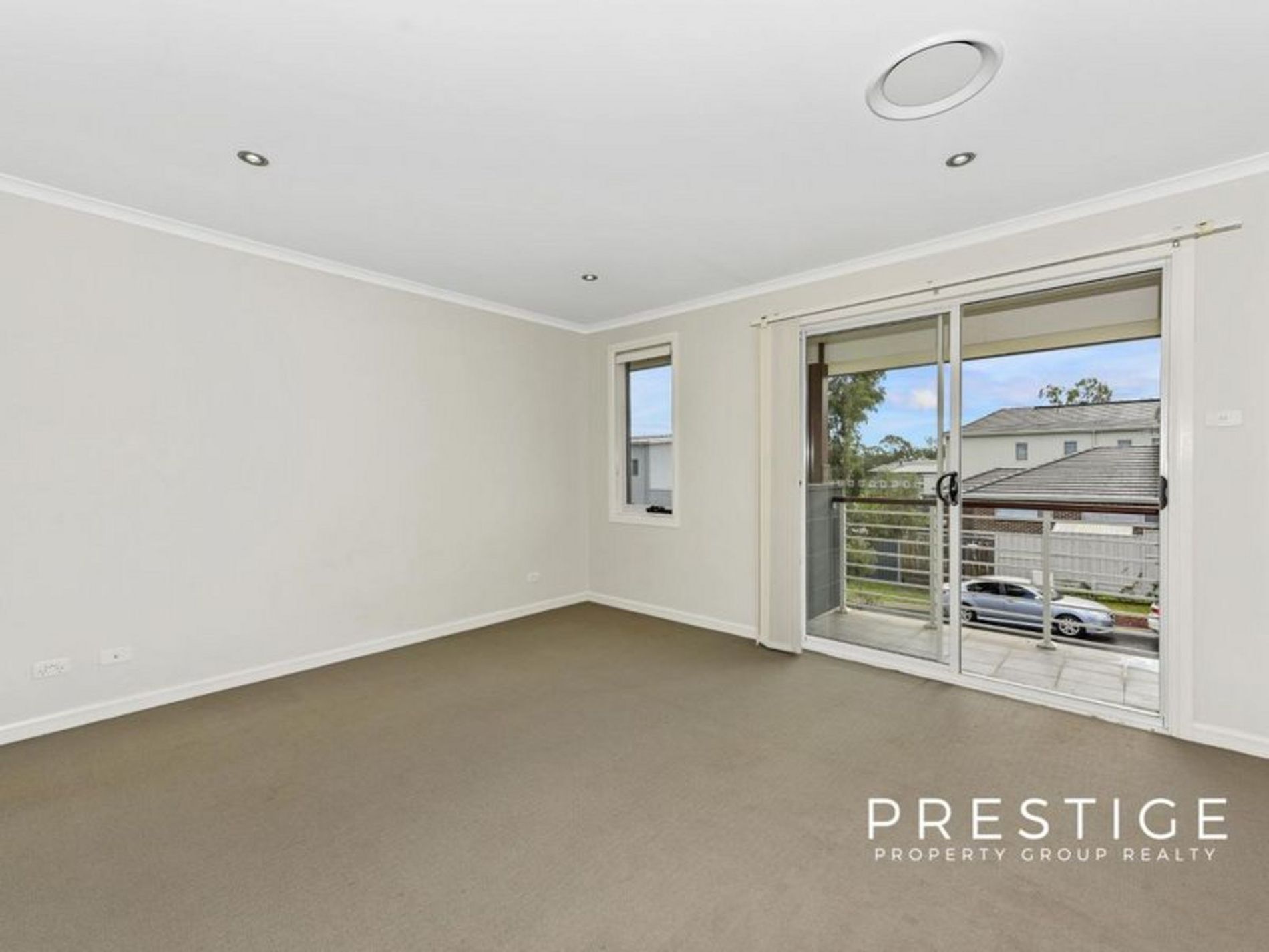 8 Laura Street, Norwest