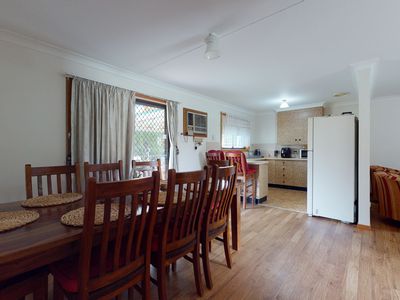8 Gosse Avenue, Dubbo