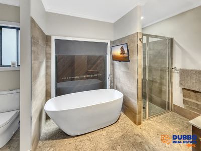 30 Alexandrina Avenue, Dubbo