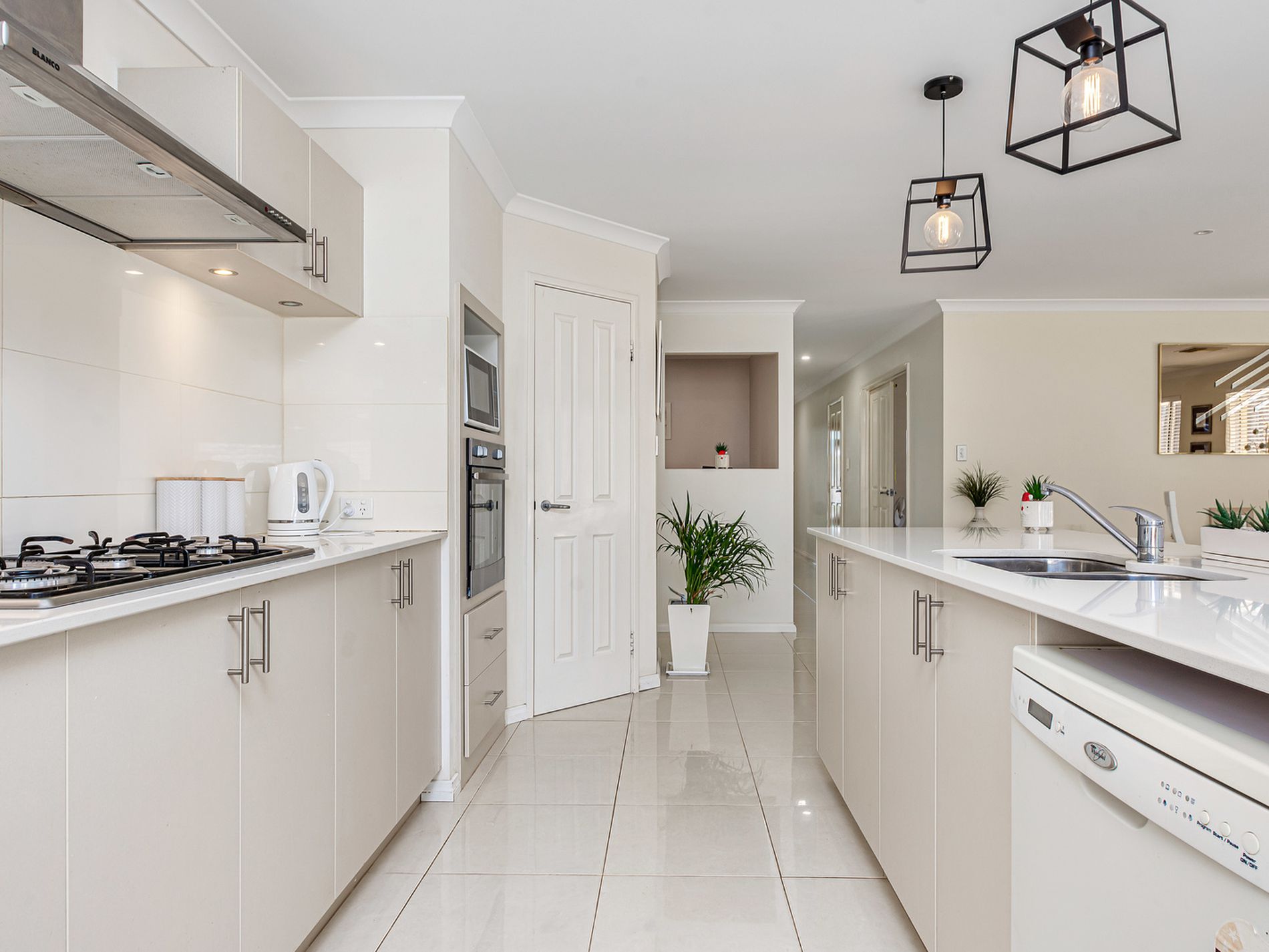 24 Spiral Flag Road, Yanchep