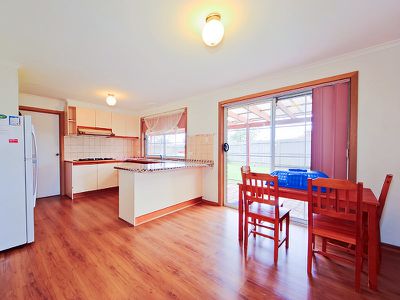 6 Bemboka Court, Werribee