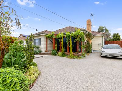 27 Huxtable Avenue, Altona North