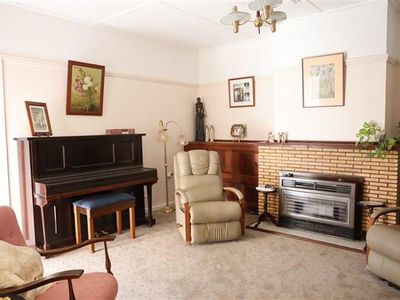 61 Clement Street, Forbes