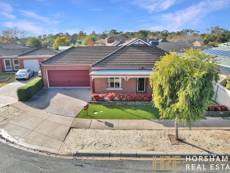 5 Sayer Court, Horsham