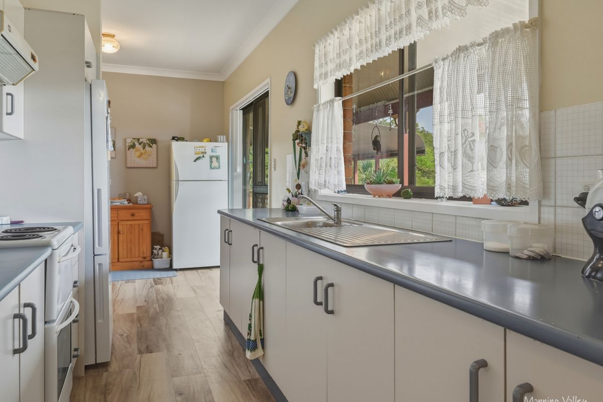 10 Kingfisher Drive, Wingham