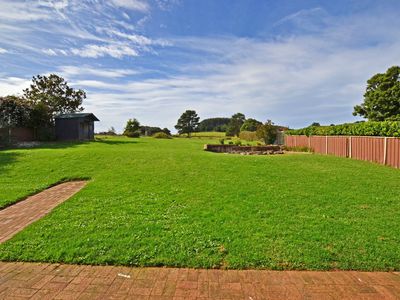 15 SHACKLETON STREET, Robertson