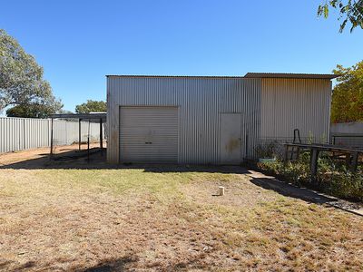 145 Wren Street, Longreach