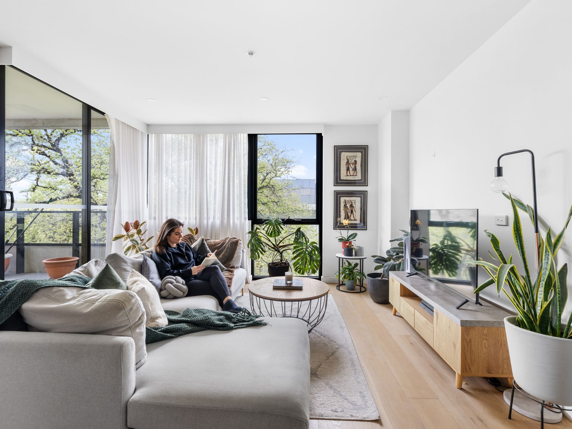 307 / 12 Napier Street, Footscray