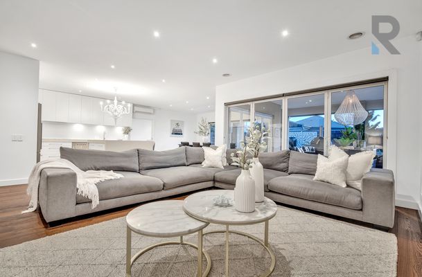 62 Centennial Park Drive, Craigieburn