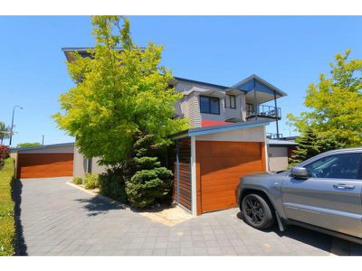 3 / 84 Lockhart Street, Como